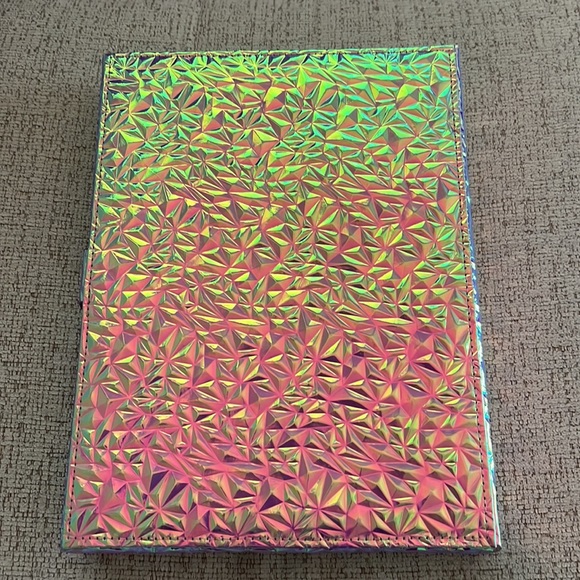 NWOT Ulta Beauty Box - Picture 5 of 12